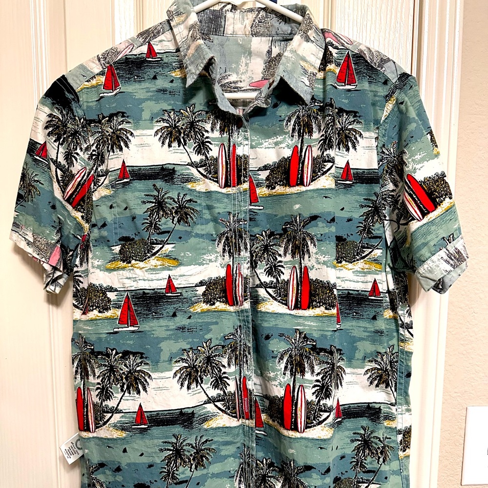 Men’s large cactus wear printed shirt. Excellent condition